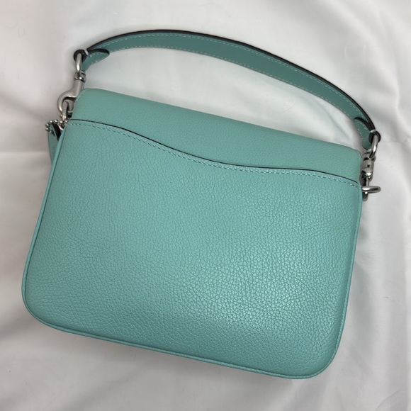 Coach Cassie 19 - Picture 7 of 10